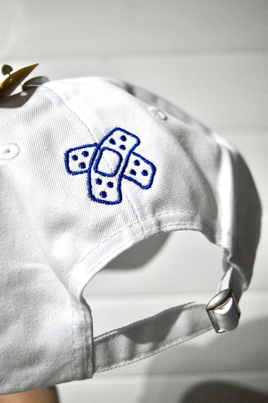 dad cap // white + blue